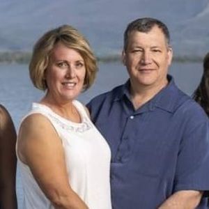 Meet your Posher, Laurie